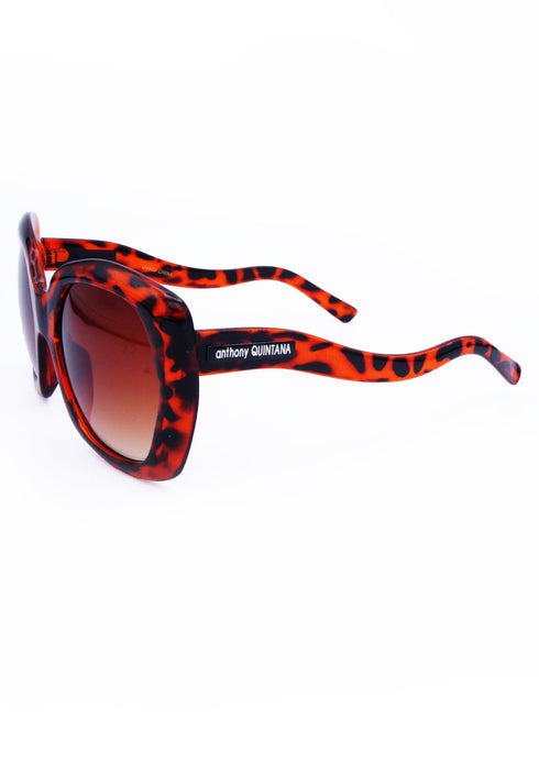 Woman's AQ Wavy Square Sunglasses